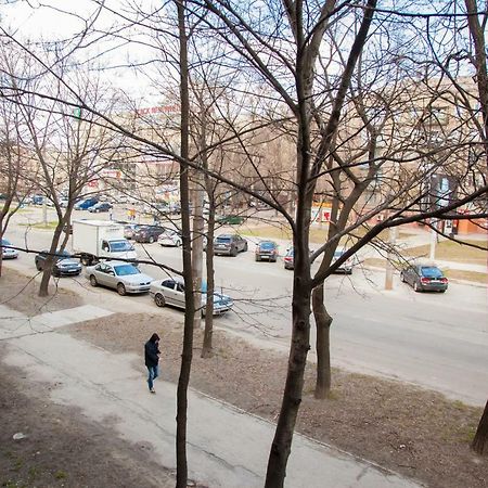 Semi-Luxury Apt On 82 Nezalezhnoi Ukrаiny Street Near Intourist Hotel Zaporizhia ภายนอก รูปภาพ