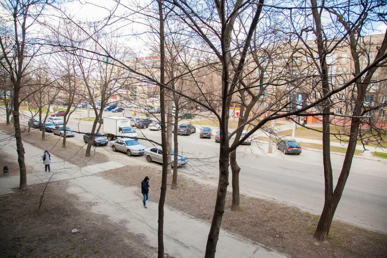 Semi-Luxury Apt On 82 Nezalezhnoi Ukrаiny Street Near Intourist Hotel Zaporizhia ภายนอก รูปภาพ