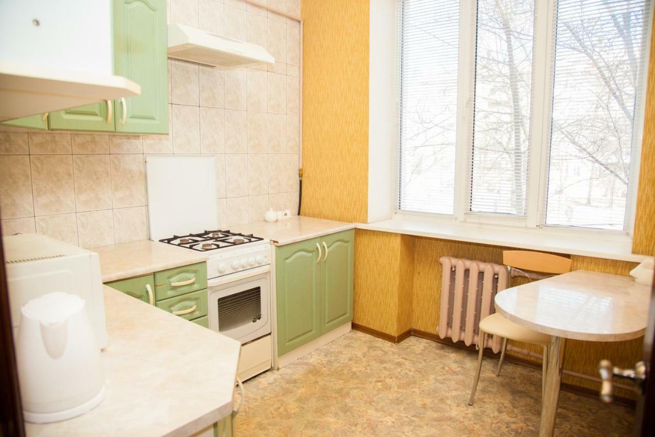 Semi-Luxury Apt On 82 Nezalezhnoi Ukrаiny Street Near Intourist Hotel Zaporizhia ภายนอก รูปภาพ